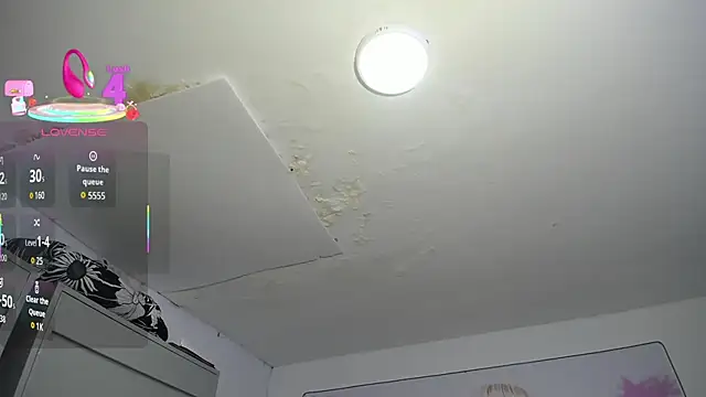 thalia mills19 online show from November 2025 11:07:02 PM