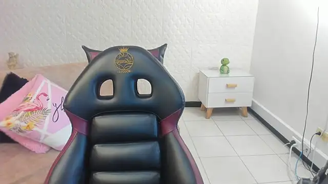 Eva mermaid online show from March 2026 02:07:02 PM