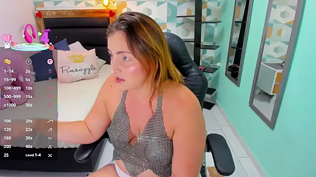 KRISTINPITERS online show from September 2025 08:25:01 PM