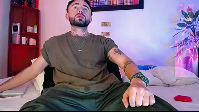 Edwardjonnes online show from April 2026 03:17:02 AM