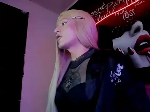 Snapshot of Megam_ chatting on September 2025 01:00:01 AM Megam  online show from September 2025 01:00:01 AM