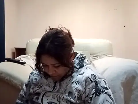 Snapshot of Kitty_WetXxX chatting on February 2026 01:48:01 AM Kitty WetXxX online show from February 2026 01:48:01 AM