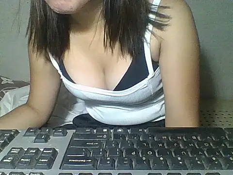 Skinny PinayGirljust18 online show from April 2026 09:50:02 PM