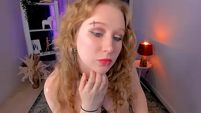 Snapshot of Astra_mluse chatting on November 2025 11:20:02 AM Astra mluse online show from November 2025 11:20:02 AM