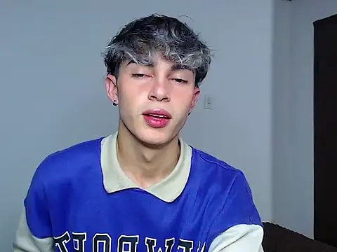 john vichenso online show from October 2025 10:20:02 PM