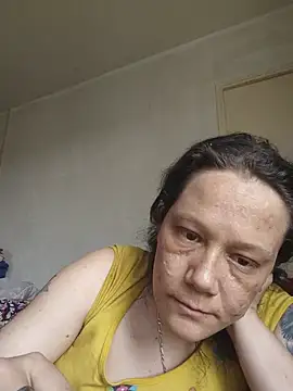 zeousseelphie online show from June 2026 09:55:02 AM