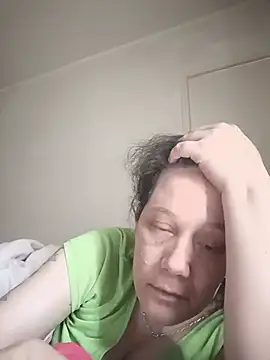zeousseelphie online show from June 2026 06:14:01 AM