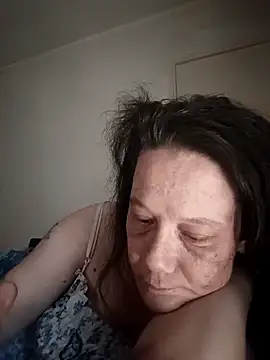 zeousseelphie online show from June 2026 10:36:02 AM
