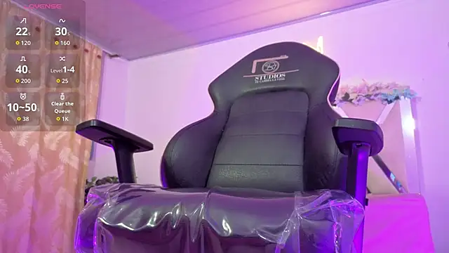 ZURY TAY online show from March 2026 11:37:01 AM