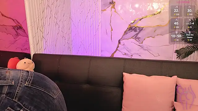 artemiss tay online show from April 2026 07:08:01 PM