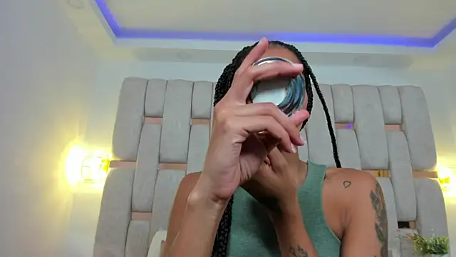 sarah ashbourne online show from October 2025 12:41:02 AM