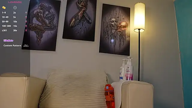 KristellV online show from April 2026 11:22:02 AM