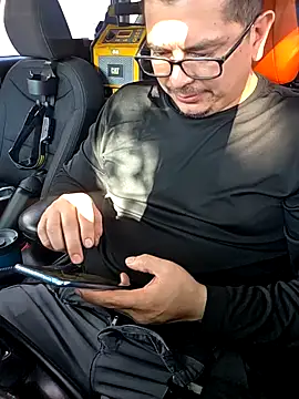 Snapshot of lucho8690 chatting on October 2025 08:42:02 PM lucho8690 online show from October 2025 08:42:02 PM