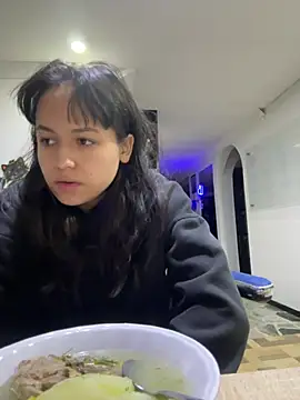 Eymmy 24 online show from March 2026 04:51:02 AM