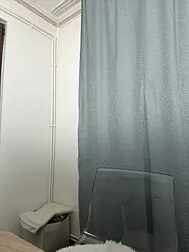 MiaKiittyy online show from February 2026 11:04:02 PM