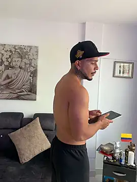 DeimonOficial online show from January 2026 05:18:01 PM