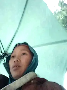 Snapshot of PhamPm70 chatting on November 2025 11:51:02 PM PhamPm70 online show from November 2025 11:51:02 PM