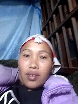 Snapshot of PhamPm70 chatting on November 2025 12:06:01 PM PhamPm70 online show from November 2025 12:06:01 PM