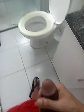 Snapshot of comobucetinhas chatting on November 2025 07:21:01 PM comobucetinhas online show from November 2025 07:21:01 PM