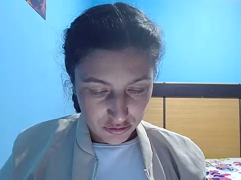 SarahFriendly online show from April 2026 02:36:02 AM