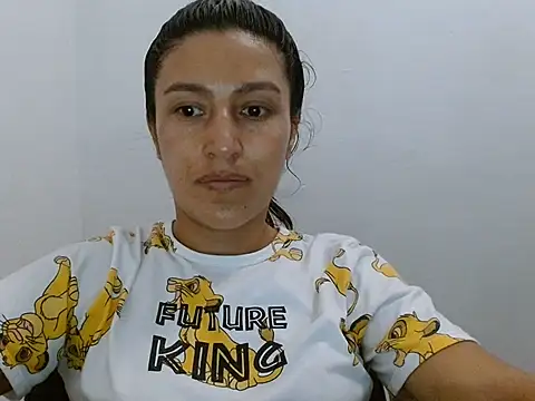 Snapshot of SarahFriendly chatting on July 2026 08:22:01 PM SarahFriendly online show from July 2026 08:22:01 PM