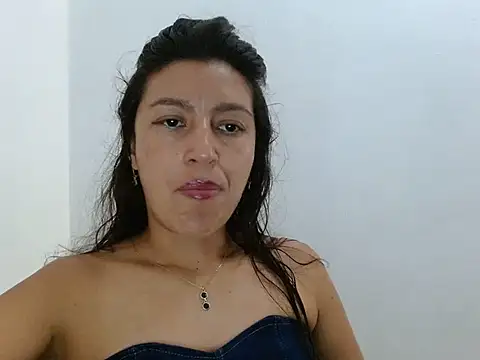 Snapshot of SarahFriendly chatting on July 2026 06:14:02 PM SarahFriendly online show from July 2026 06:14:02 PM