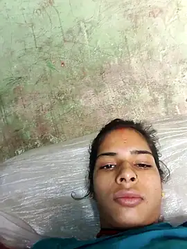 Snapshot of Gulika_Doshi chatting on May 2026 02:42:02 AM Gulika Doshi online show from May 2026 02:42:02 AM