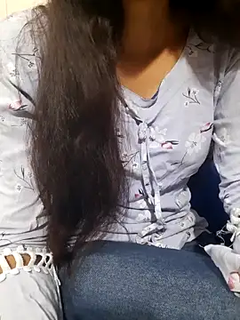 Snapshot of Aarti-kumri chatting on November 2025 05:25:02 PM Aarti-kumri online show from November 2025 05:25:02 PM