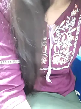 Snapshot of Aarti-kumri chatting on November 2025 03:24:02 PM Aarti-kumri online show from November 2025 03:24:02 PM