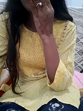 Snapshot of Aarti-kumri chatting on November 2025 03:55:02 PM Aarti-kumri online show from November 2025 03:55:02 PM