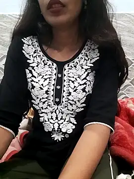 Snapshot of Aarti-kumri chatting on November 2025 04:09:02 PM Aarti-kumri online show from November 2025 04:09:02 PM