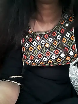 Aarti-kumri online show from January 2026 07:39:01 PM