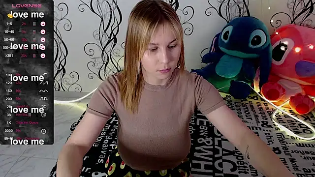 Snapshot of RoyAngela chatting on November 2025 06:24:02 AM RoyAngela online show from November 2025 06:24:02 AM