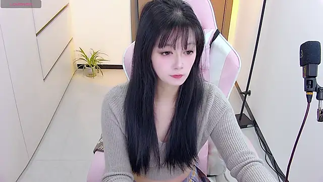 Snapshot of Fioriy66 chatting on November 2025 10:03:02 AM Fioriy66 online show from November 2025 10:03:02 AM