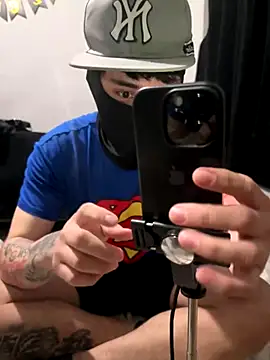 Snapshot of srgxxaaaa chatting on November 2025 11:12:01 AM srgxxaaaa online show from November 2025 11:12:01 AM