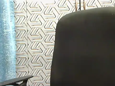 Snapshot of Tanvi_Strip chatting on November 2025 08:20:02 PM Tanvi Strip online show from November 2025 08:20:02 PM