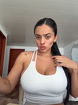 AnaaFaith  online show from April 2026 06:13:02 PM