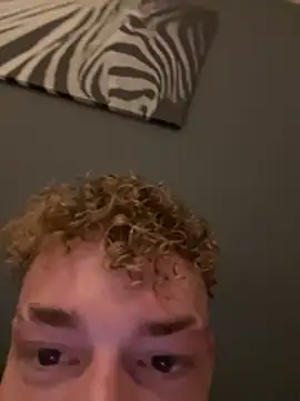 hottyFcup online show from November 2025 08:32:01 PM