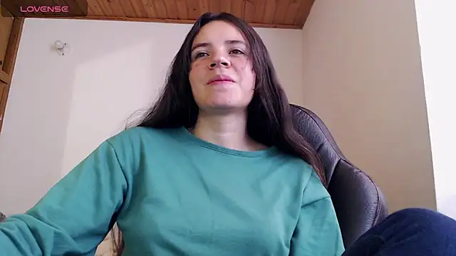 Skylar Serenity online show from November 2025 05:45:03 PM