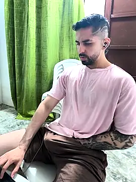 giannis090 online show from March 2026 12:52:02 AM