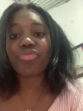 Snapshot of Annia_DH chatting on October 2025 05:28:02 AM Annia DH online show from October 2025 05:28:02 AM