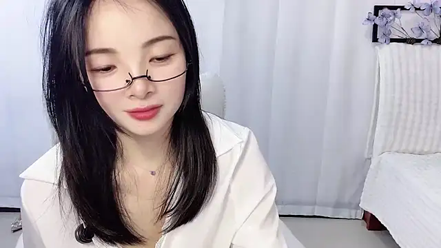 Snapshot of Tangbao-Baby chatting on May 2026 04:04:02 PM Tangbao-Baby online show from May 2026 04:04:02 PM