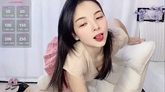 Snapshot of Tangbao-Baby chatting on May 2026 10:45:01 AM Tangbao-Baby online show from May 2026 10:45:01 AM