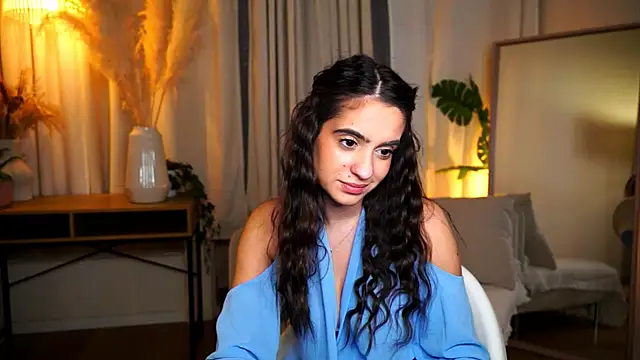 Snapshot of miilky_wayy chatting on February 2026 05:00:02 PM miilky wayy online show from February 2026 05:00:02 PM