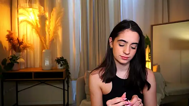 Snapshot of miilky_wayy chatting on February 2026 11:00:02 AM miilky wayy online show from February 2026 11:00:02 AM