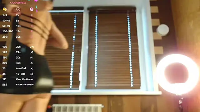 Snapshot of MaryOne__ chatting on October 2025 06:45:01 AM MaryOne online show from October 2025 06:45:01 AM