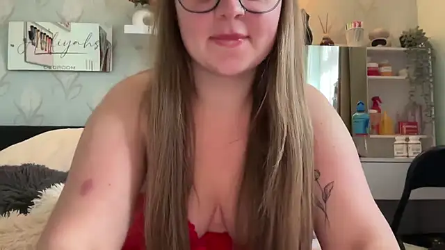 Snapshot of SexySashaxox chatting on October 2025 08:46:01 AM SexySashaxox online show from October 2025 08:46:01 AM