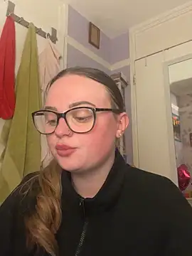 SexySashaxox online show from March 2026 07:20:02 PM