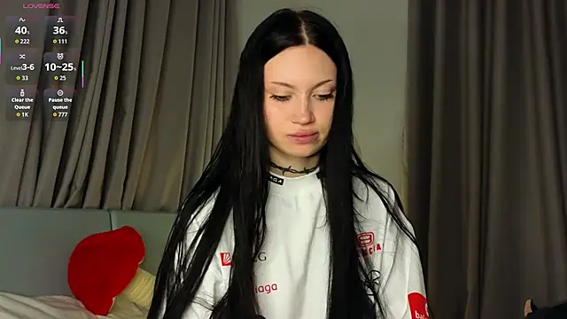 Snapshot of Alice_1n_Wonderland_ chatting on November 2025 06:08:02 PM Alice 1n Wonderland online show from November 2025 06:08:02 PM