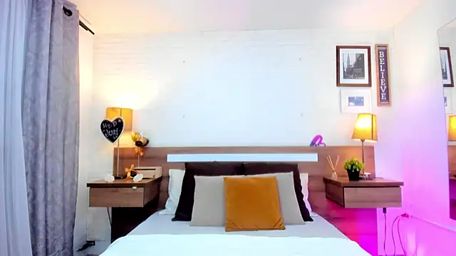 JenniferAuriston online show from April 2026 07:25:02 PM